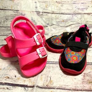 Bundle package water shoe pink and black 5/6